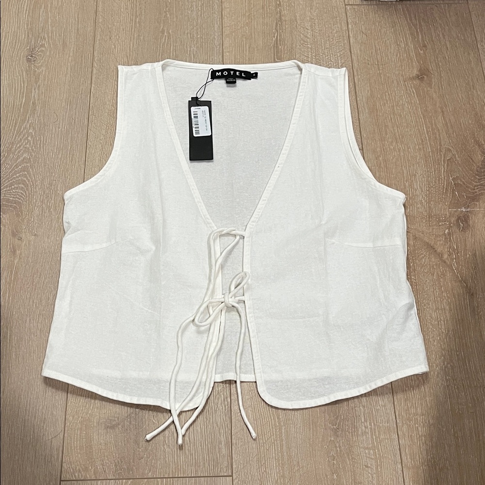 Motel Rocks Ivory Tie-Front Tank Top